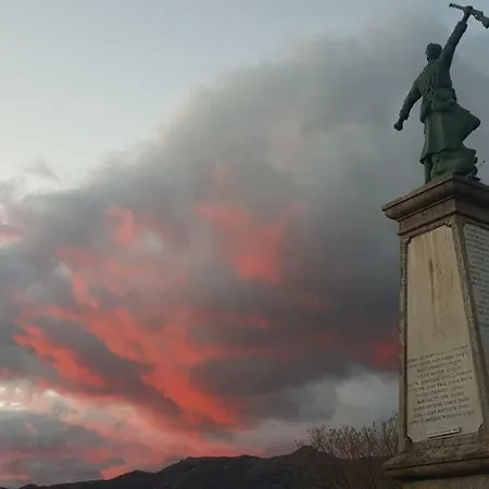 Restaurant L'aiglon Ξενοδοχείο *